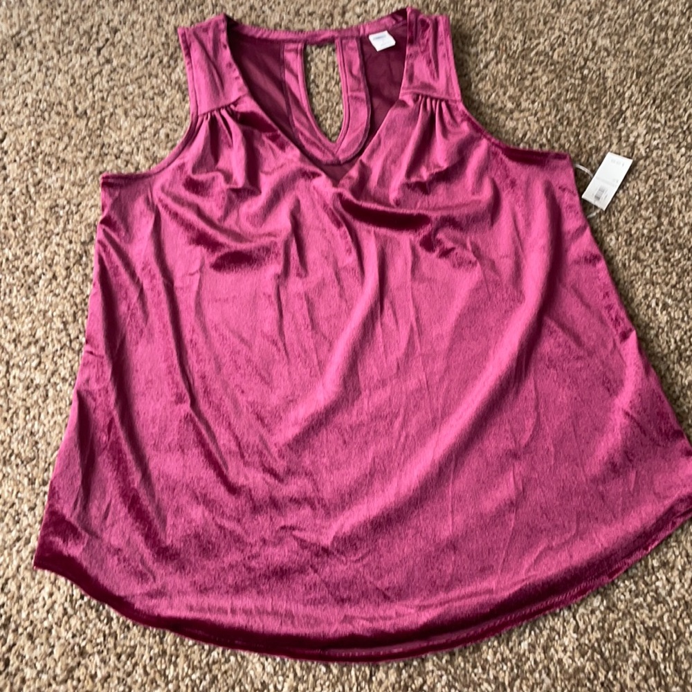 Old Navy Velvety Top NWT